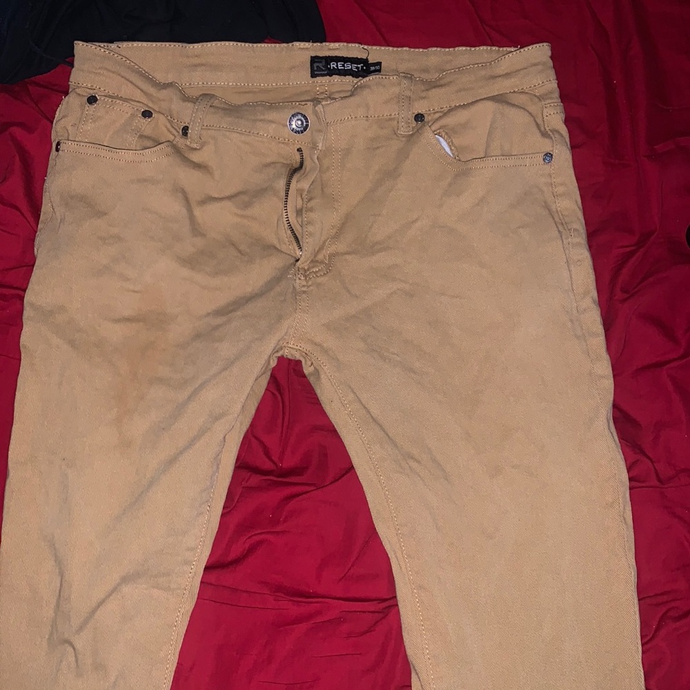 Cache pants for sale .